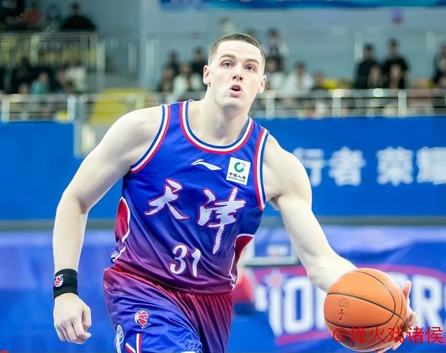 天津三度击败广东!大卫-詹姆斯场均狂砍43分15板 天津三度击败广东!大卫-詹姆斯场均狂砍43分15板